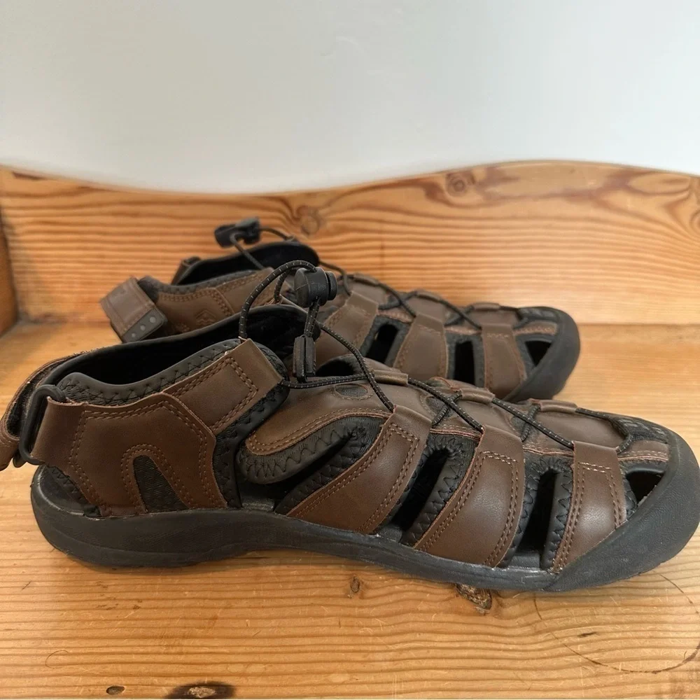Khombu men’s fishermen sandals